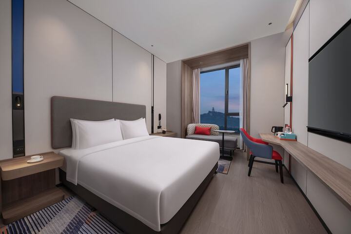 Room 14 of 41