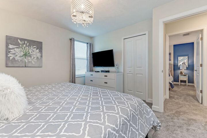Room 11 of 70