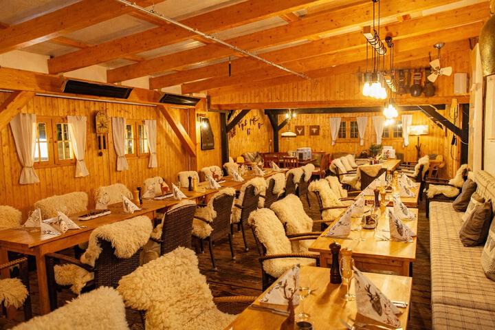 Dining Photos