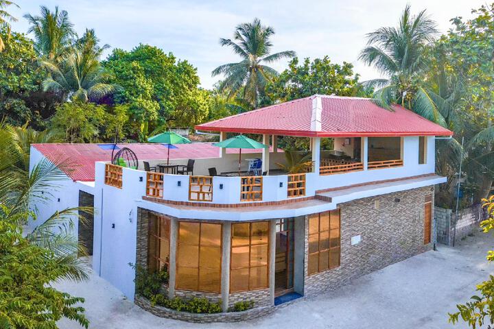 HUDHUVELI MALDIVES