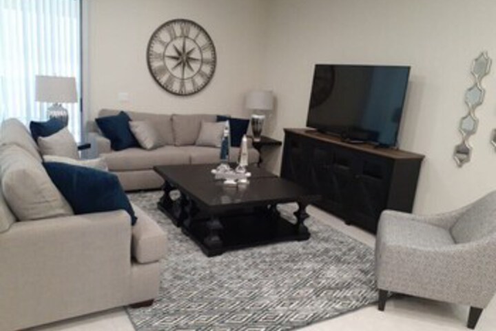 Beautiful 8Bd Pool Gm Hm Windsor at Westside-8920b