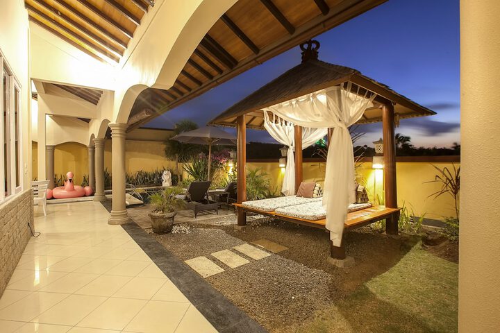 Terrace/Patio 27 of 68