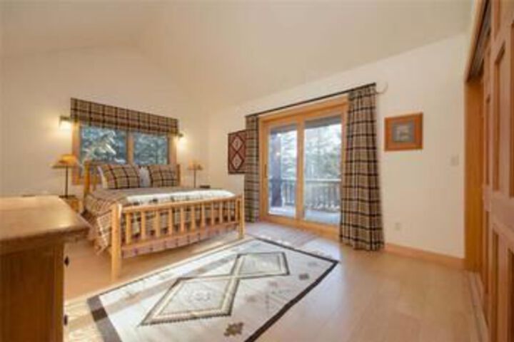 Room 6 of 22