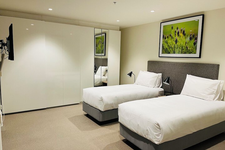 Room 7 of 54
