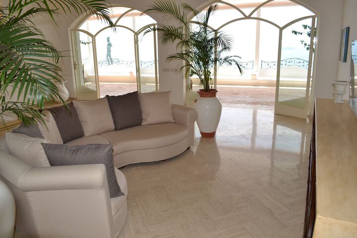 Hotel Interior 154 of 221