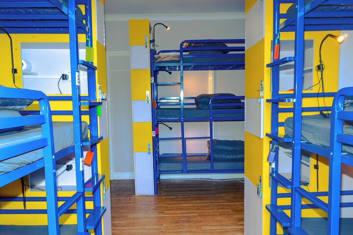 Room 33 of 50