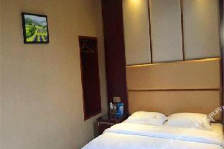 Jinao Business Hotel