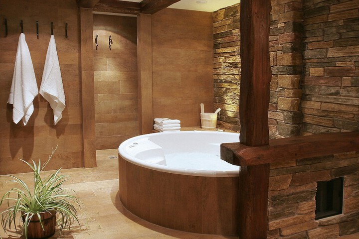 Spa 21 of 32