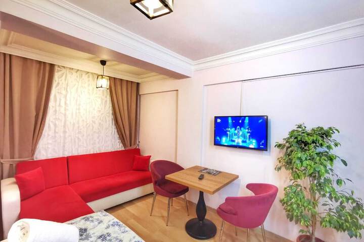 Room 12 of 22