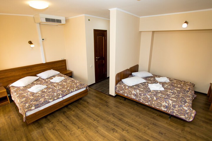 Room 15 of 51