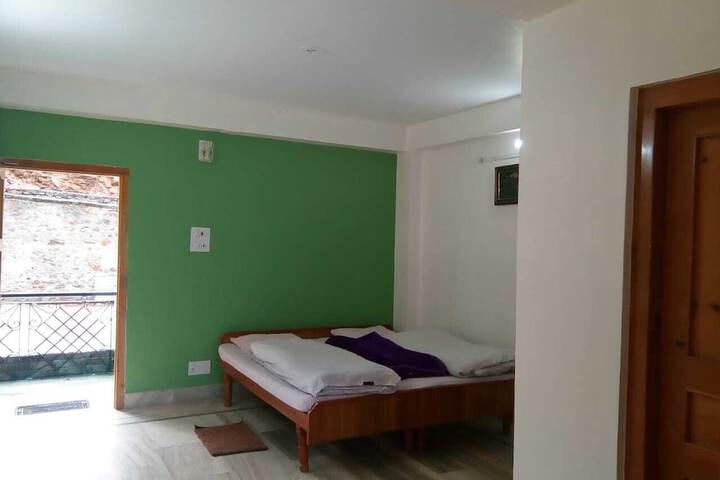 Room 3 of 15