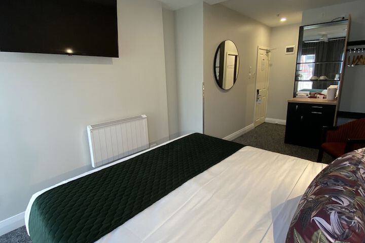Room 38 of 116