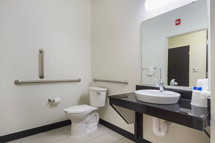 Clean Restrooms