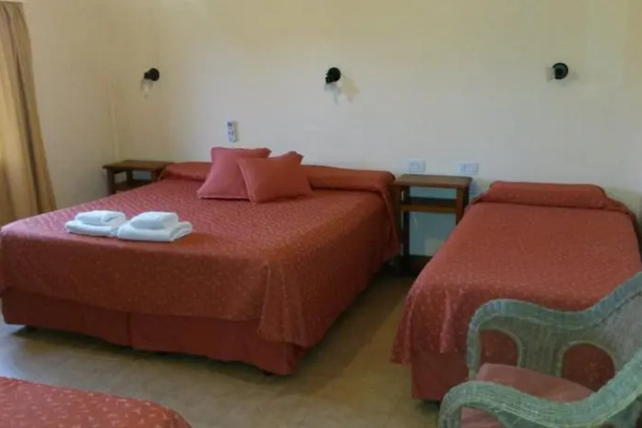 Room 4 of 27