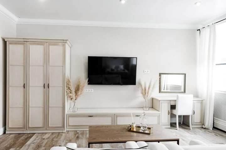Room 26 of 57