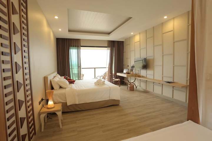 Room 17 of 54
