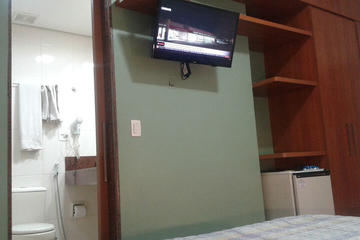 Room 48 of 72