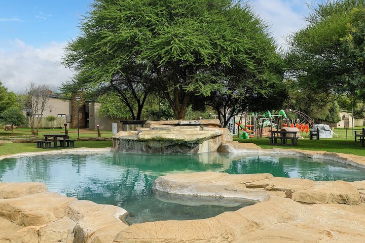 Pool 59 of 87