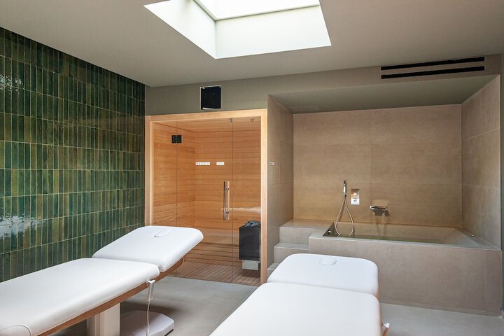 Spa 16 of 27