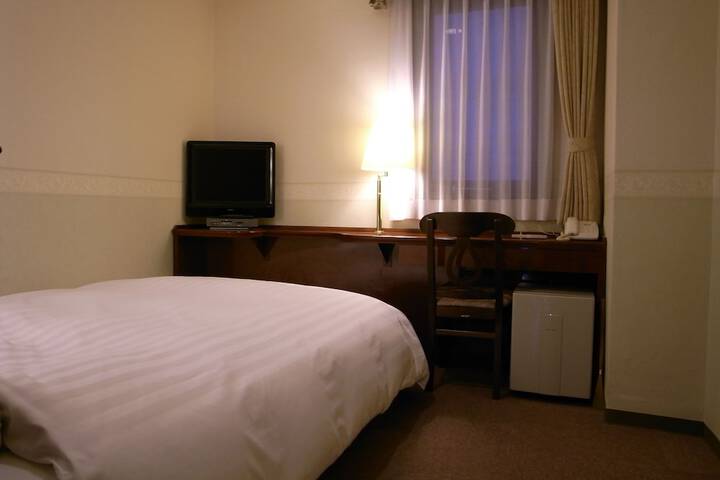 Room 6 of 55