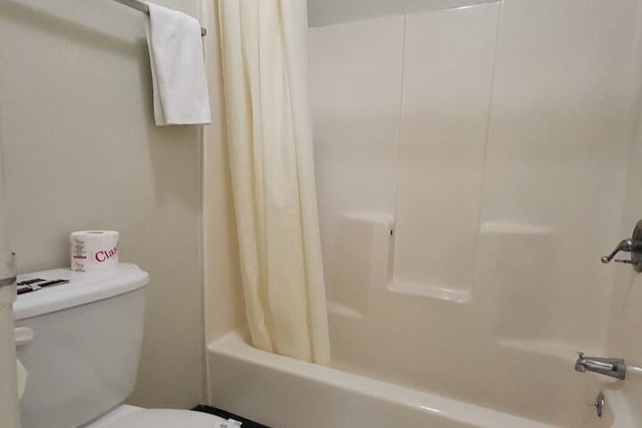 Room 21 of 31