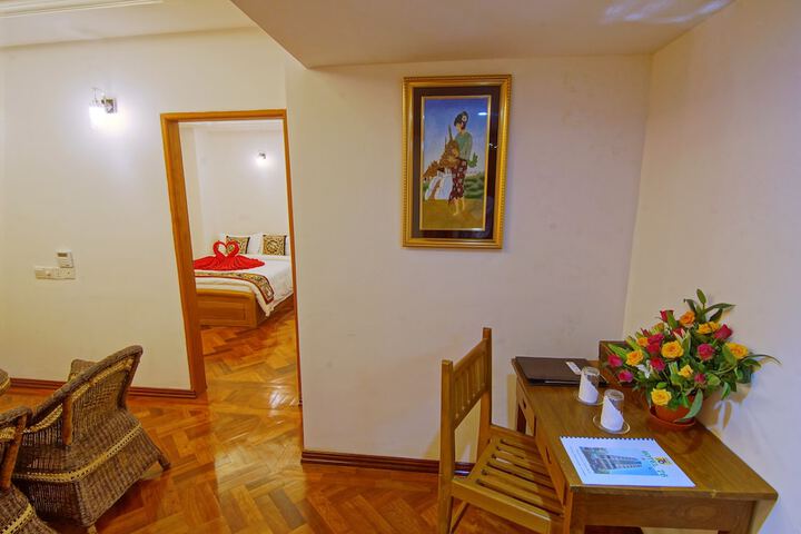 Room 9 of 47