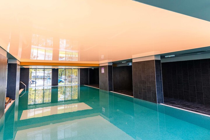 Pool 35 of 51