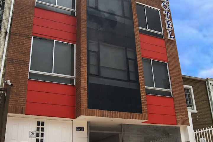 Exterior of Hotel Paraiso Ferial