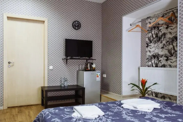 Room 3 of 14