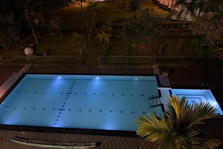 Pool 20 of 37