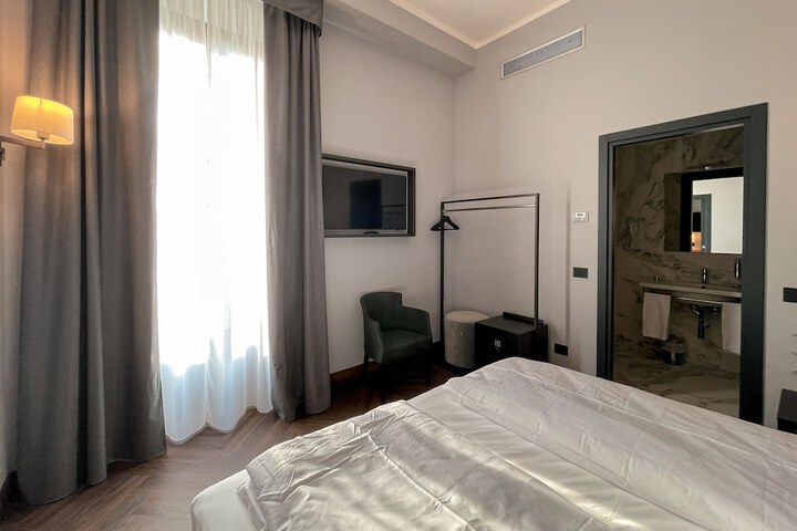 Room 25 of 35