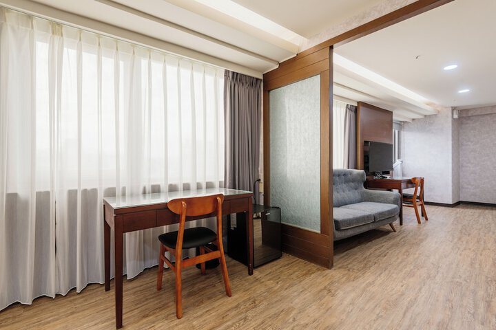 Room 20 of 92