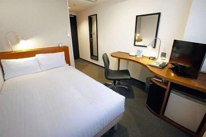 Room 14 of 78