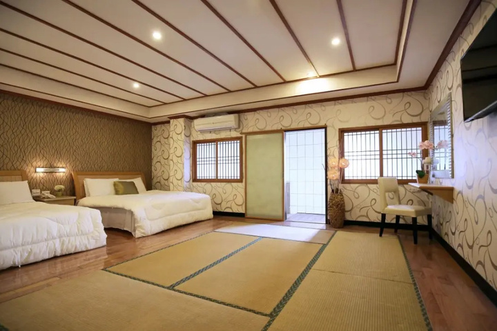 guest_rooms