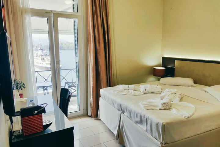 Room 7 of 54