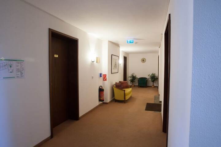 Ballroom/Hall 40 of 51