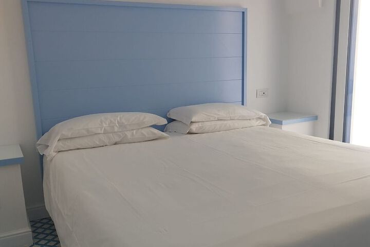 Room 44 of 59