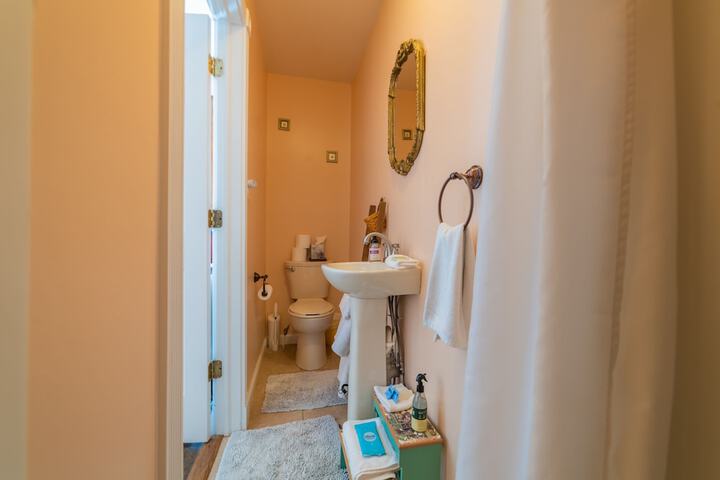 Room 13 of 22