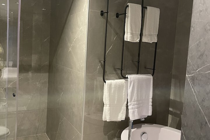 Room 19 of 26