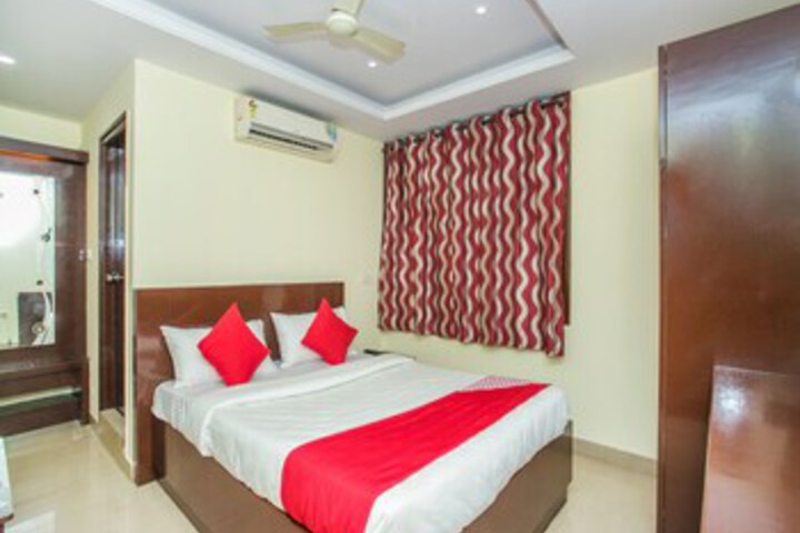 Room 21 of 30