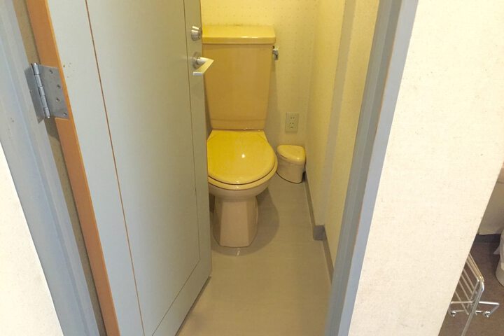Room 11 of 43