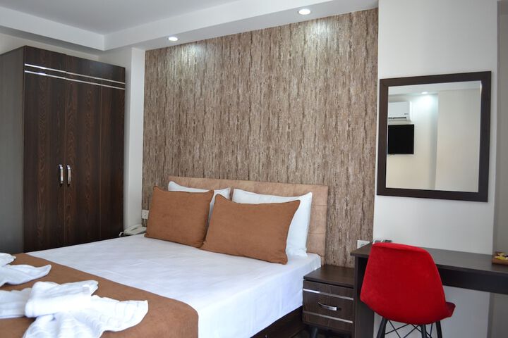 Room 28 of 88