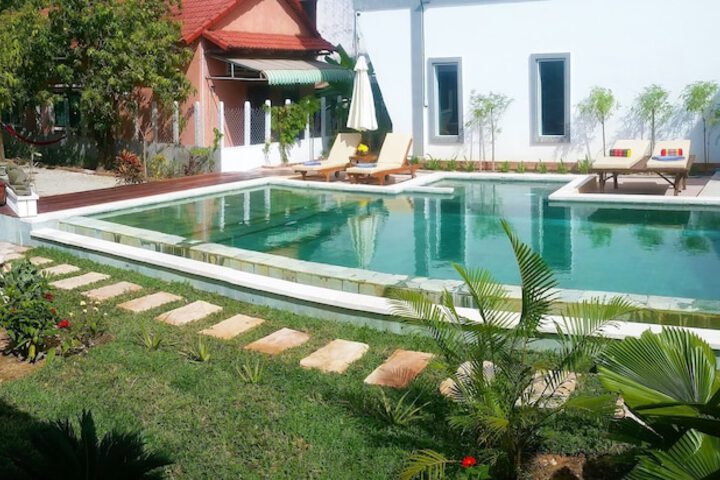 Pool 42 of 67