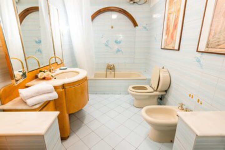 Room 2 of 26
