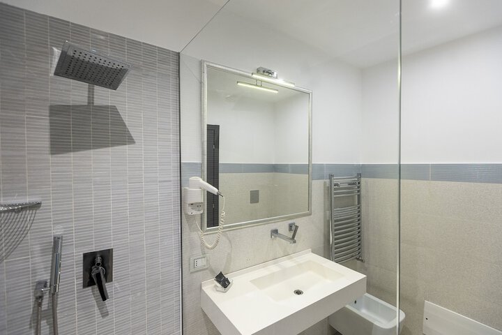 Room 175 of 222