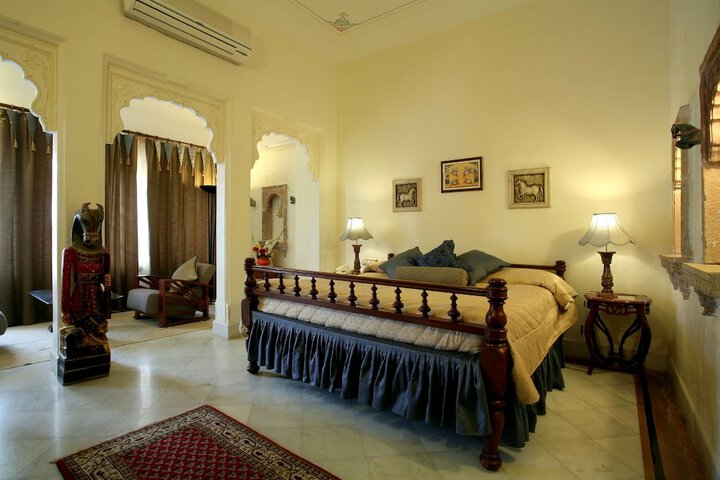 Room 7 of 29