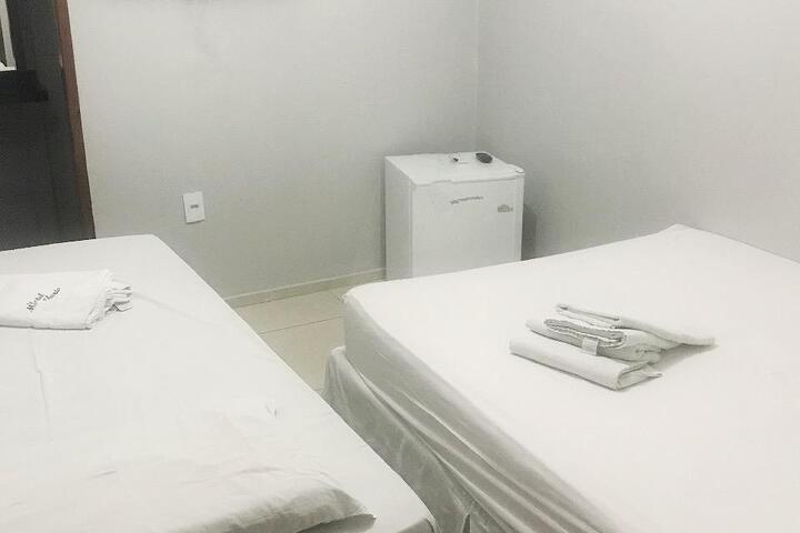 Room 33 of 38