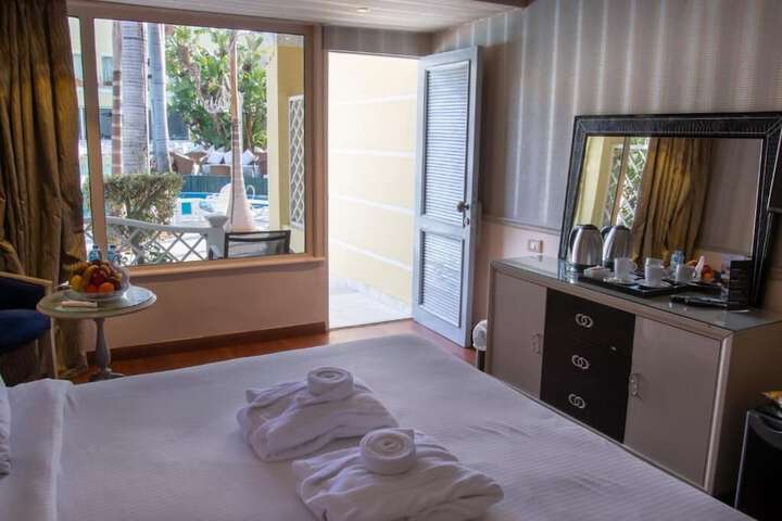 Room 41 of 73