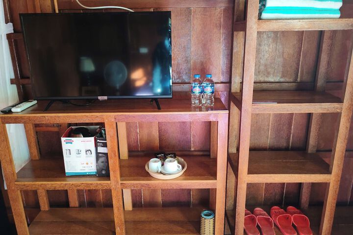 Room 25 of 98