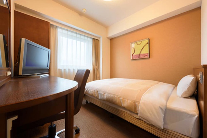 Room 6 of 31